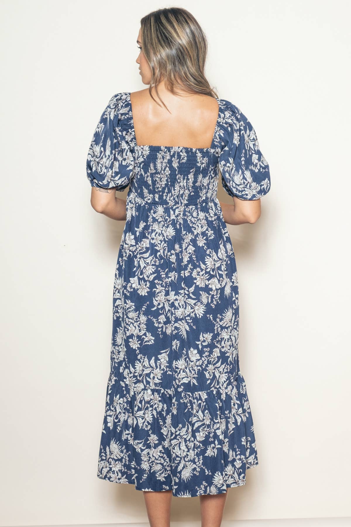 Romantic Classic Pleated Detailed Midi Dress in Indigo Blue