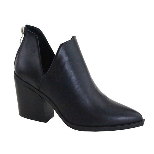 Downtown Dream Ankle Boots in Black