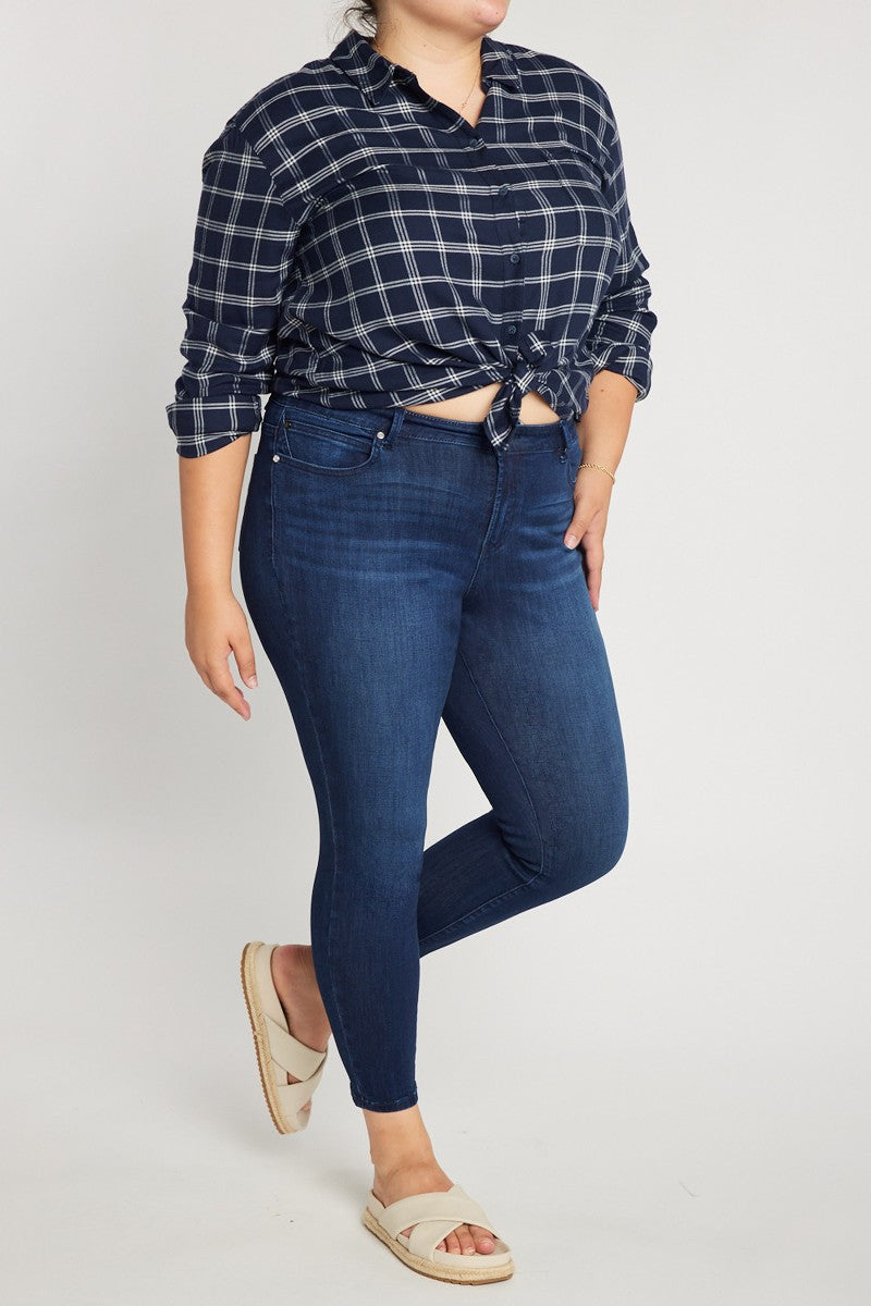 Stretch Skinny Jeans in Dark Wash PLUS