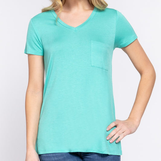 V is for Victory Relaxed Pocket Tee in Mint