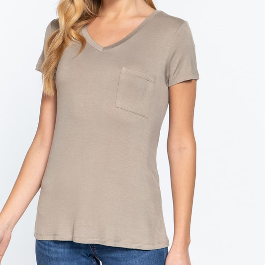 V is for Victory Relaxed Pocket Tee in Oyster